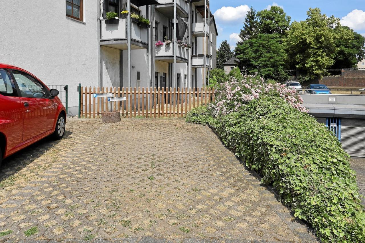 Next Home - Free Parking & Wifi - Badewanne Duisburg Kültér fotó